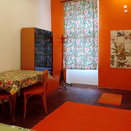 Elizavarlak Apartment Budapest Luaran gambar